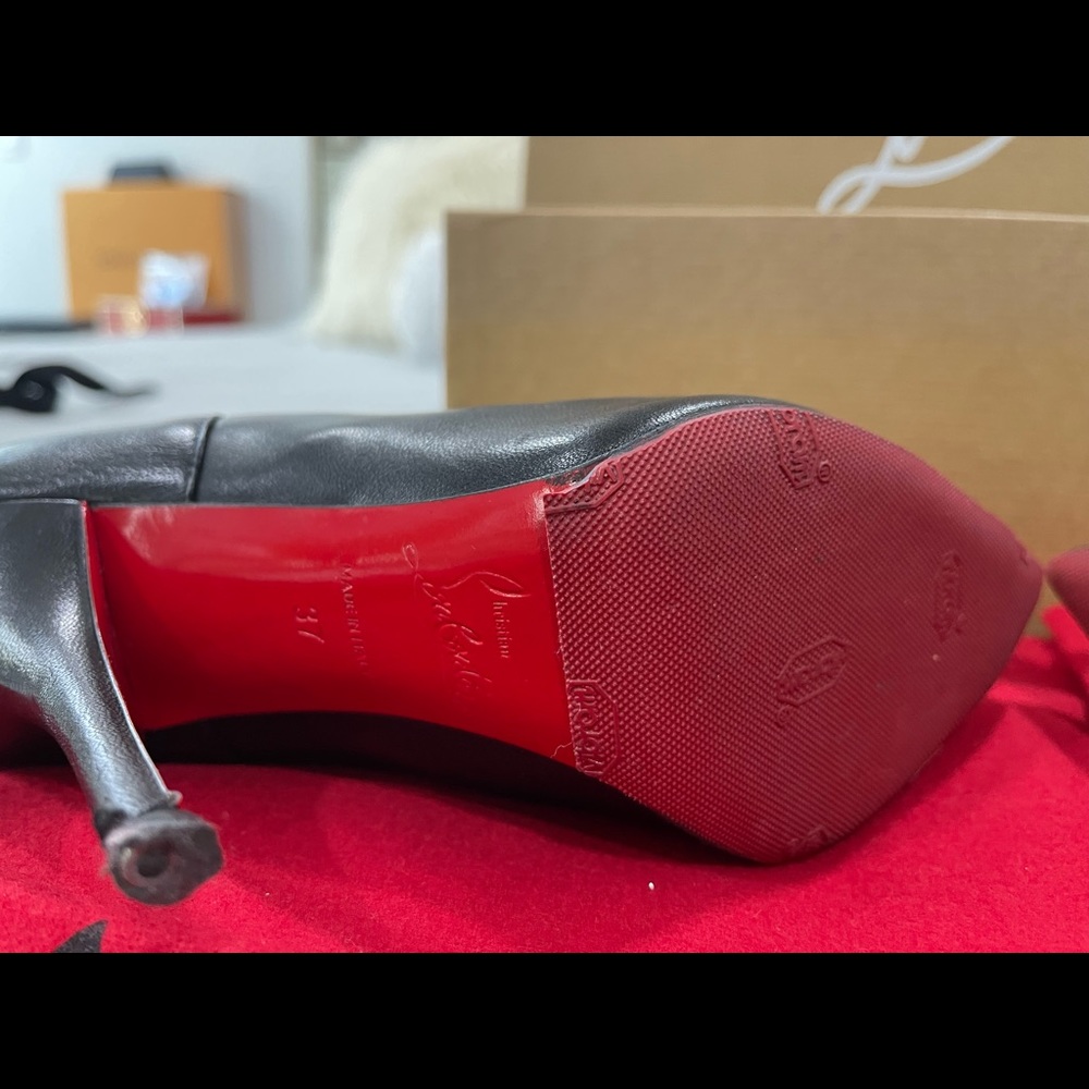 Women Christian Louboutin boots. - Picture 5 of 5